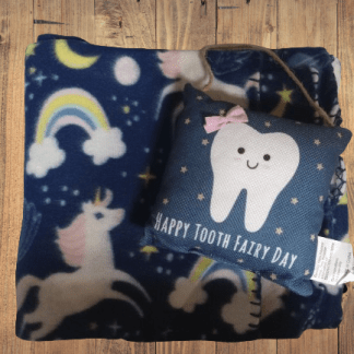 Unicorn Blanket and Door Hanging Tooth Holder