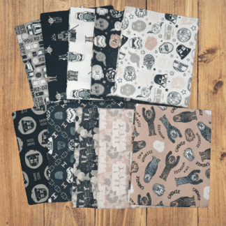 10 Fat Quarters - Assorted Star Wars Light & Dark Fat Quarter Bundle