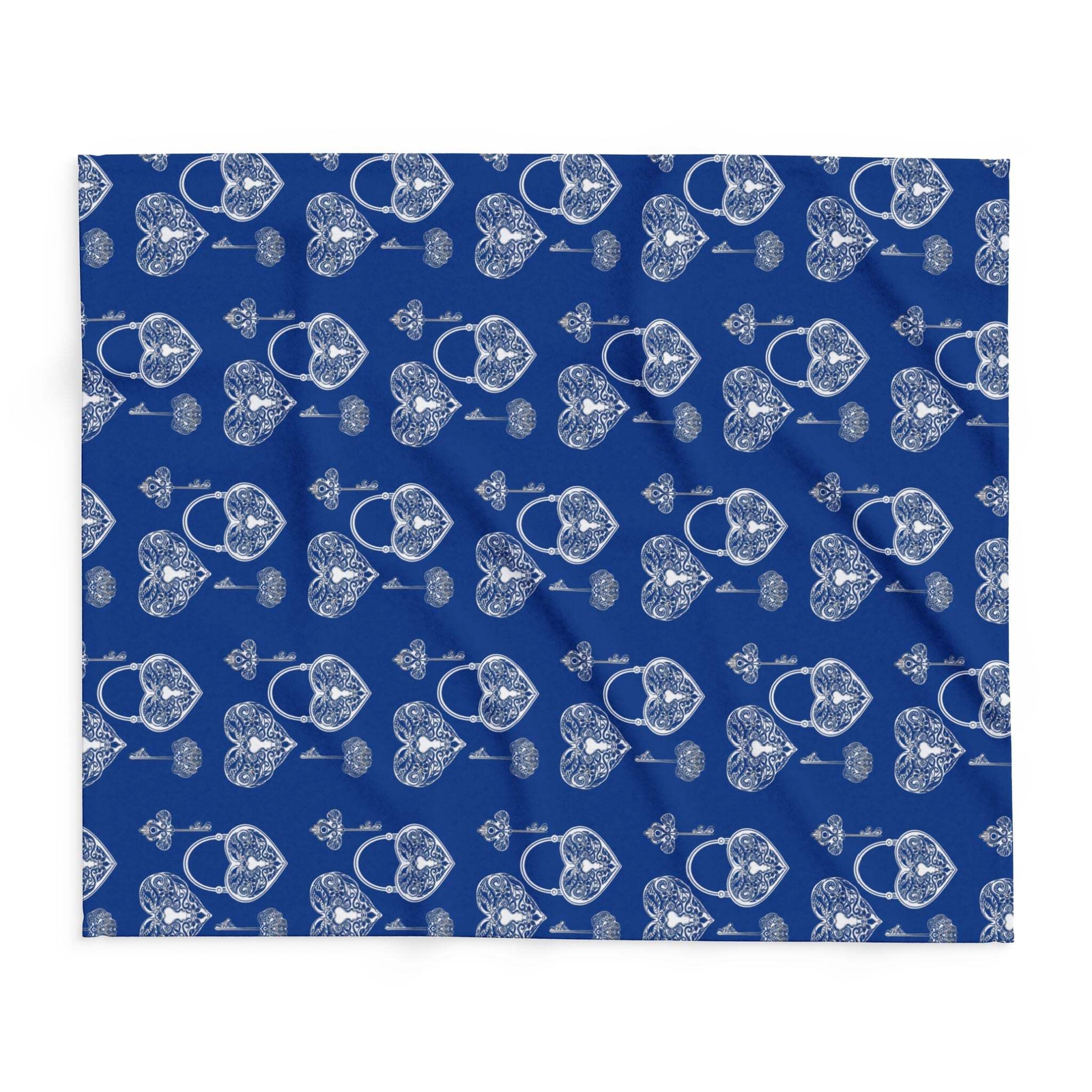 Cozy Heart Pattern Fleece Blanket - Perfect Gift for Loved Ones - Image 5