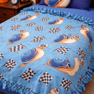 Handmade Double Layer Fleece Blanket with Matching Pillowcase "Turbo "